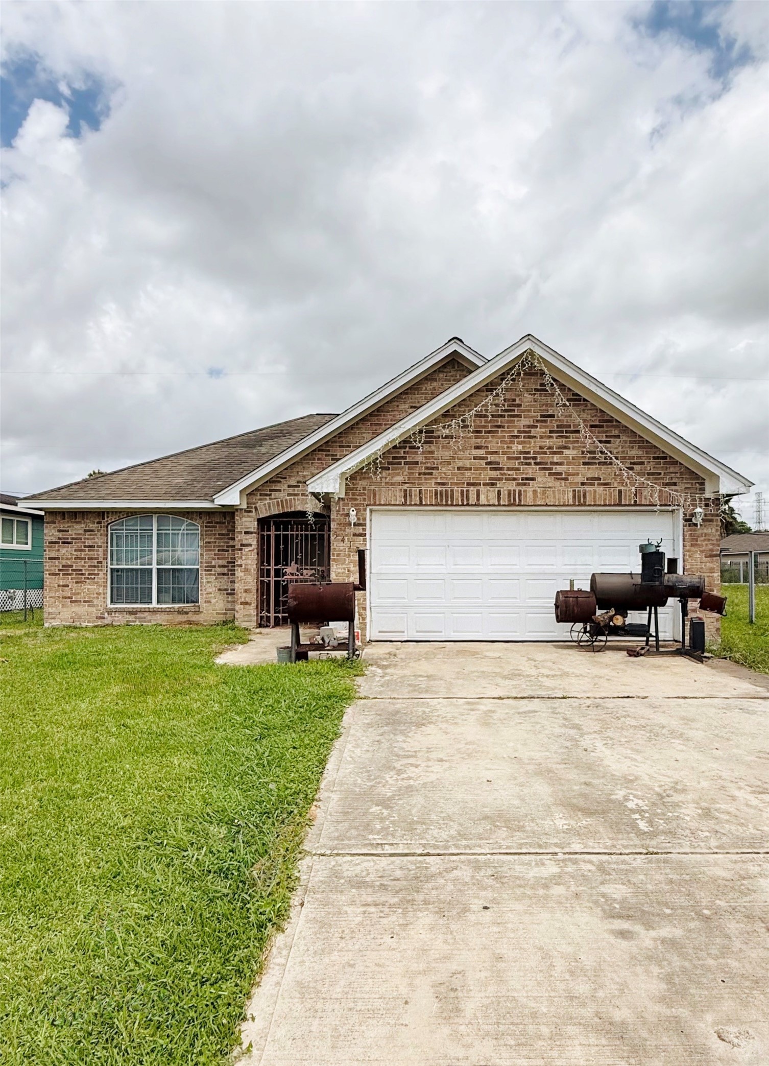 5417 Ricky Street Houston, TX 77033 - Photo 1 of 6