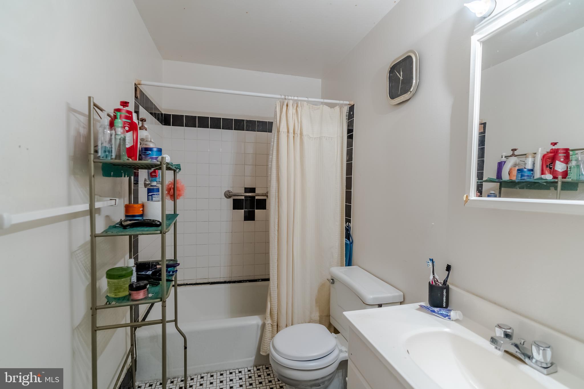 1117 Pelhamwood Road Baltimore, MD 21234 - Photo 12 of 19 Gallery Image 12