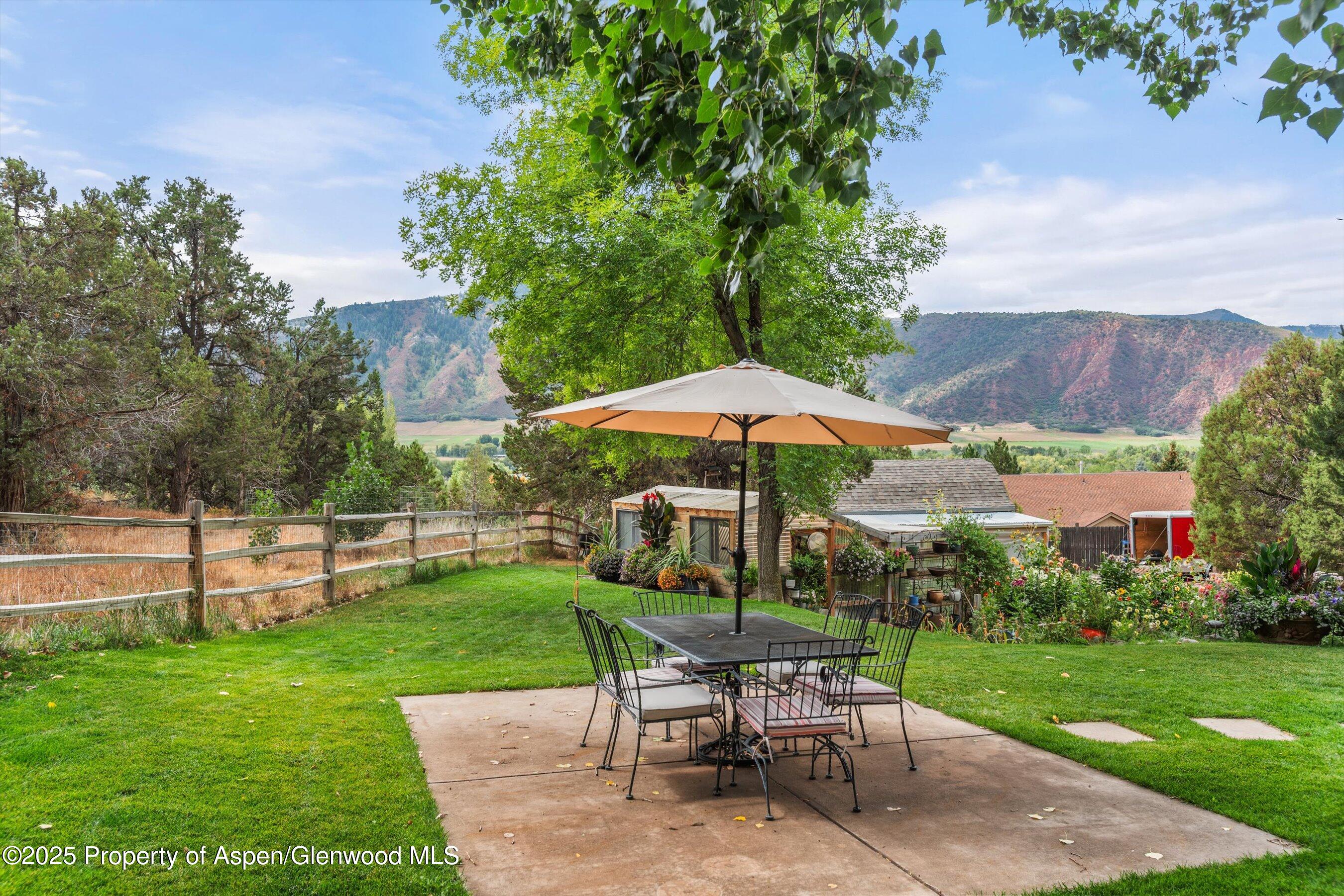 162 Original Road Basalt, CO 81621 - Photo 49 of 60 Back eating area