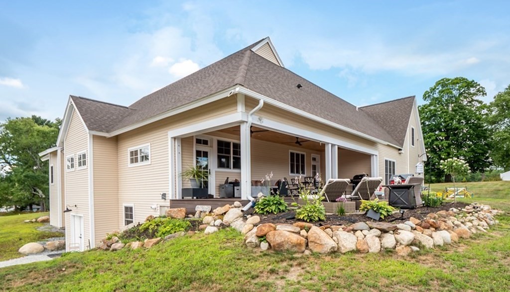 960 Briar Hill Road Hopkinton, NH 03229 - Photo 42 of 42 Gallery Image 42