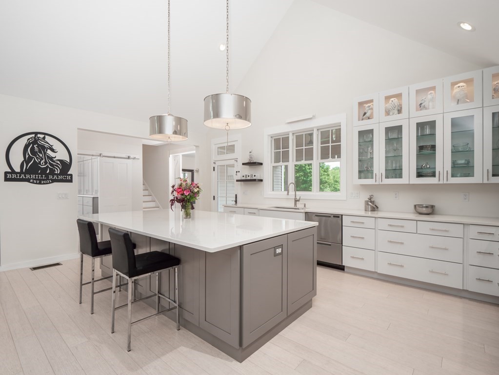 960 Briar Hill Road Hopkinton, NH 03229 - Photo 5 of 42 Gallery Image 5