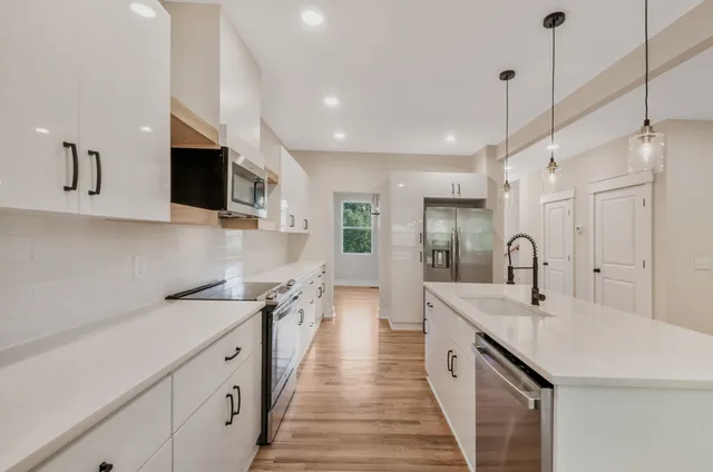 $625,000 | 2005 Beaver Ridge Road, White Bluff, TN 37187