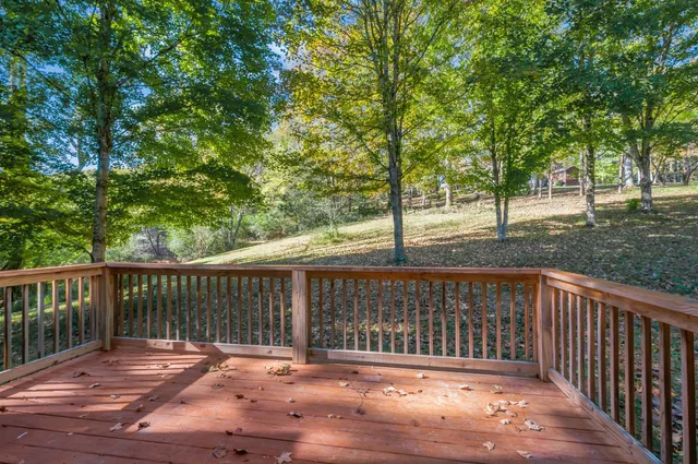 $625,000 | 2005 Beaver Ridge Road, White Bluff, TN 37187