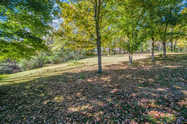 $625,000 | 2005 Beaver Ridge Road, White Bluff, TN 37187