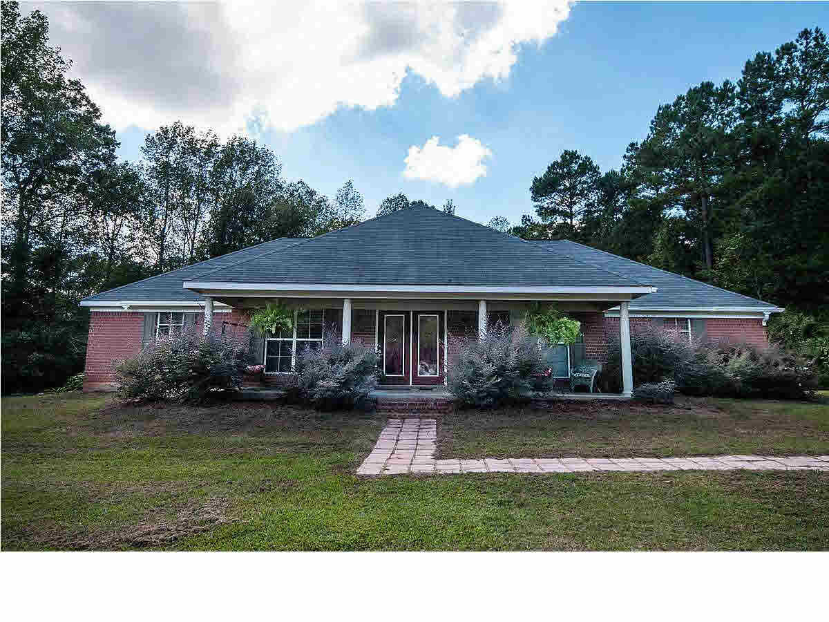 656 Trickham Bridge Road Brandon, MS 39042 - Photo 1 of 28 Beautiful home on 4 acres.