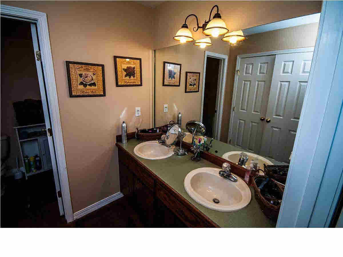 656 Trickham Bridge Road Brandon, MS 39042 - Photo 14 of 28 Master bath