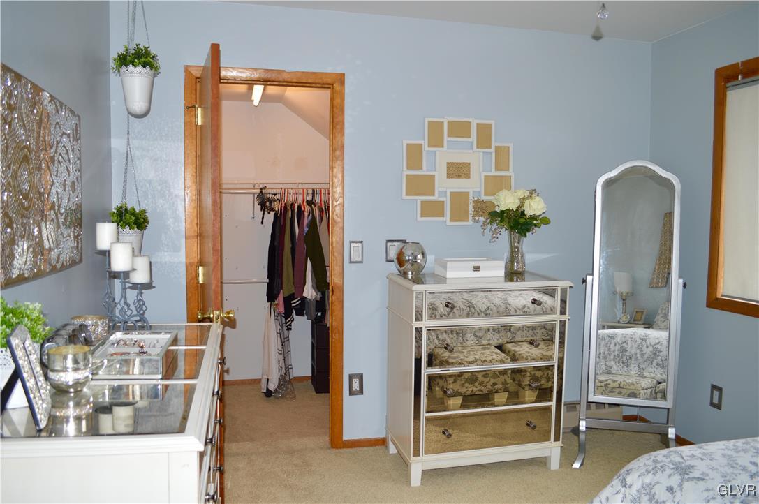 4074 Fawn Trail Road Allentown, PA 18104 - Photo 29 of 45 Walk-in closet
