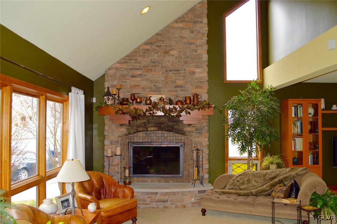 4074 Fawn Trail Road Allentown, PA 18104 - Photo 4 of 45 Gallery Image 4