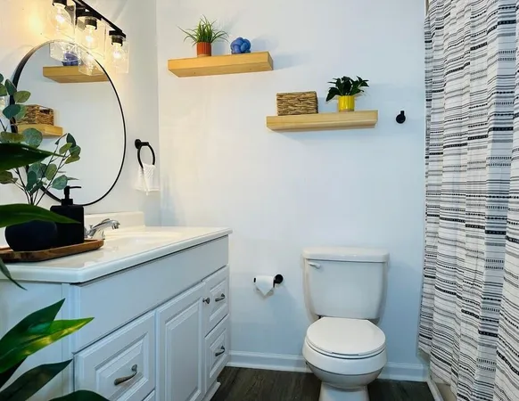 $1,950 | 4936 South Lakewood Drive, Panama City, FL 32404