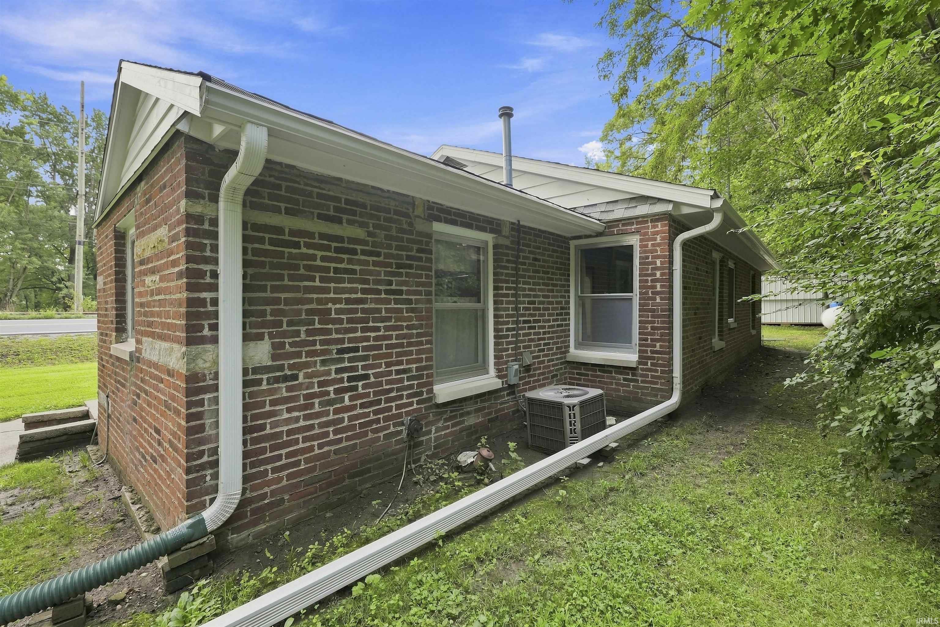 6722 East Wabash Road Peru, IN 46970 - Photo 32 of 38 Gallery Image 32