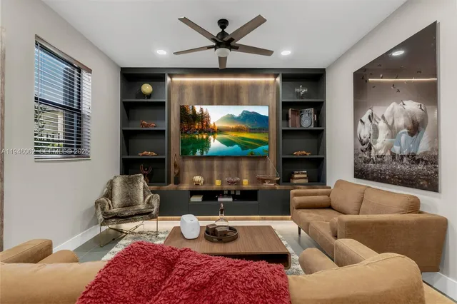 $5,000 | 4650 Santa Cruz Way, Unit 4650, Davie, FL 33314