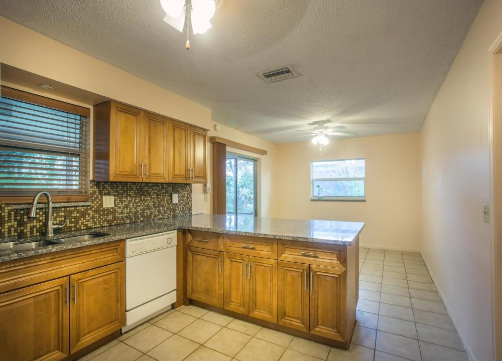 22580 Lanyard Street Boca Raton, FL 33428 - Photo 4 of 16 Photo 4