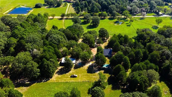 $450,000 | 12469 County Road 1114, Athens, TX 75751