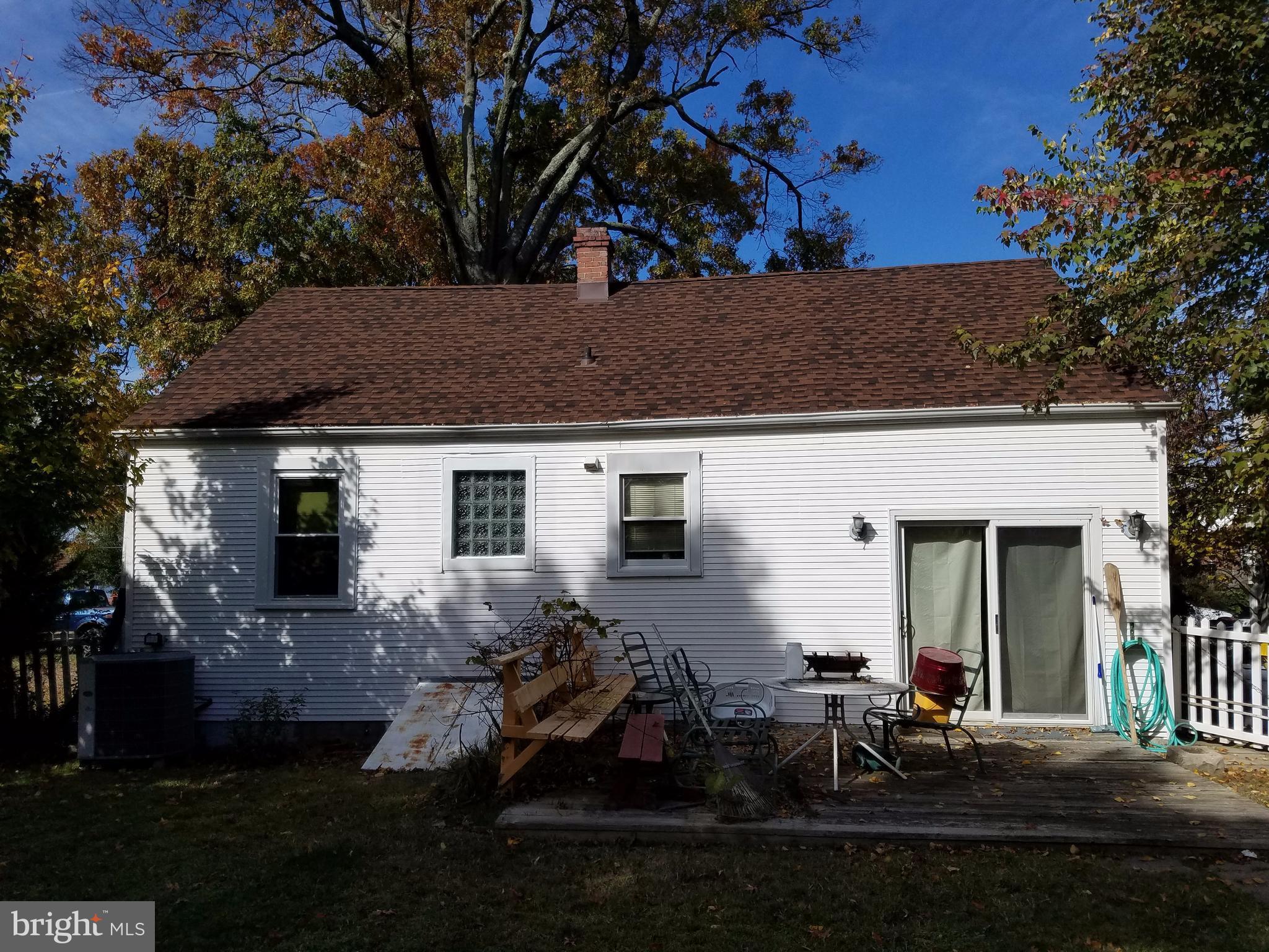 127 Cecil Road Pasadena, MD 21122 - Photo 2 of 8 Exterior (Rear)