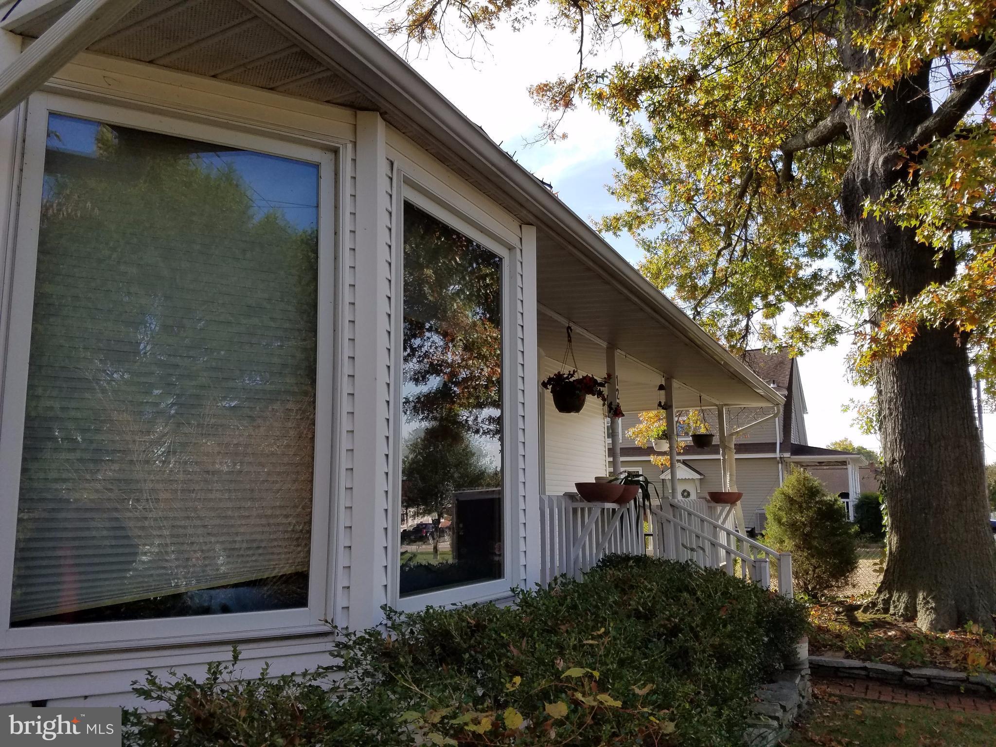127 Cecil Road Pasadena, MD 21122 - Photo 3 of 8 Exterior (Front)