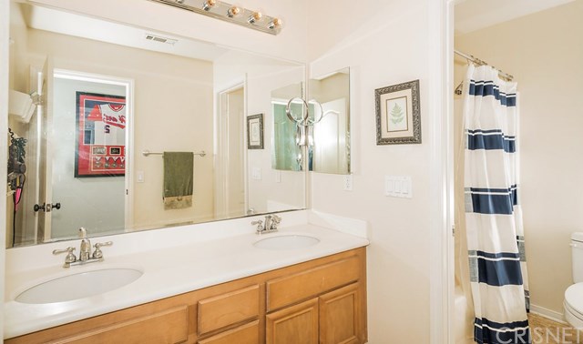 27253 Baviera Way Valencia, CA 91381 - Photo 30 of 45