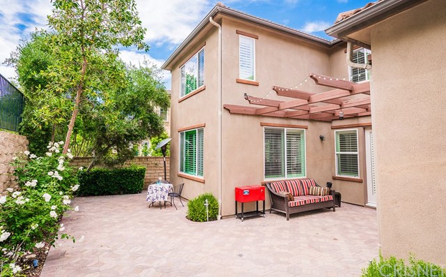 27253 Baviera Way Valencia, CA 91381 - Photo 8 of 45