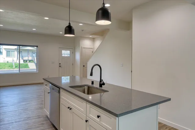 $569,000 | 2324 East 7th Avenue, Unit 2326 E 7, Spokane, WA 99202