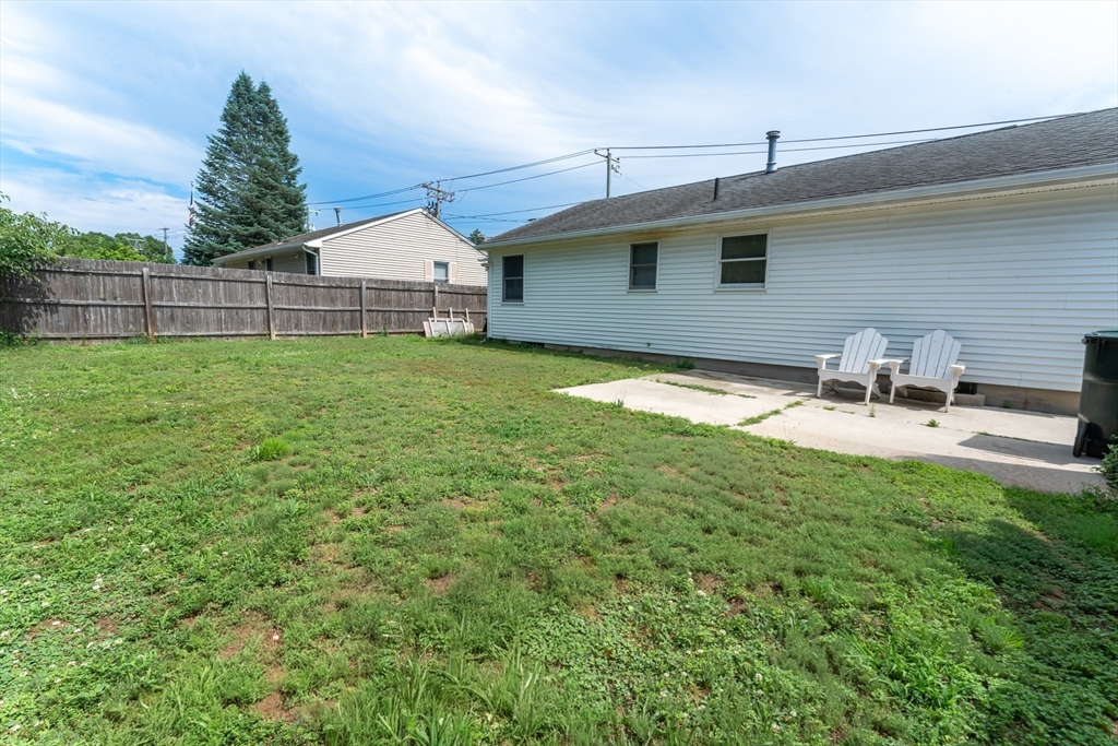 1178 Sumner Avenue Springfield, MA 01118 - Photo 15 of 16