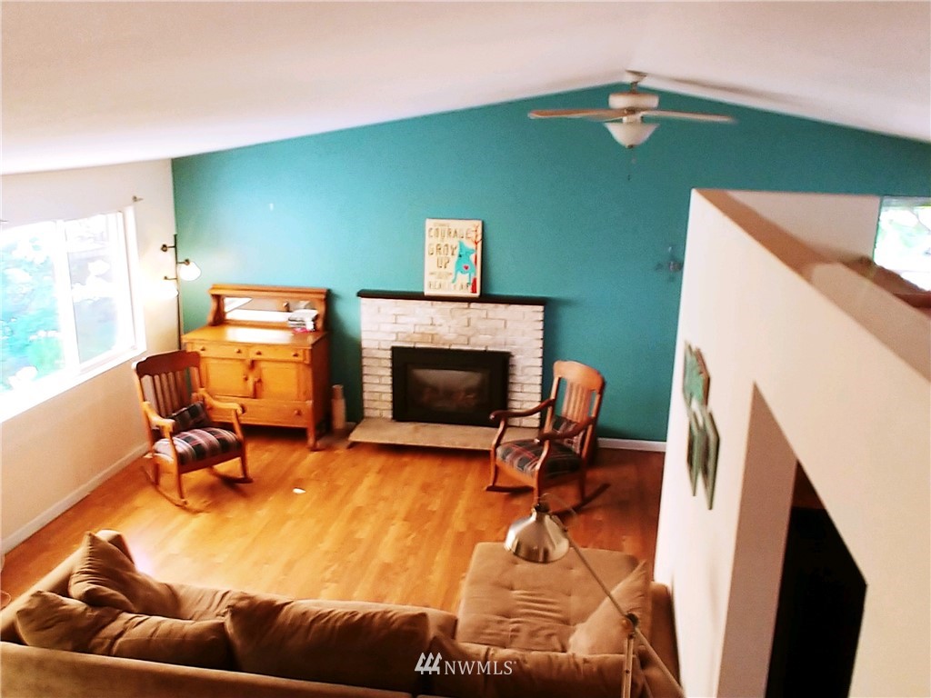 19711 34th Drive Southeast Bothell, WA 98012 - Photo 7 of 16