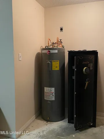 $254,000 | 435 Millbrook Parkway, Picayune, MS 39466