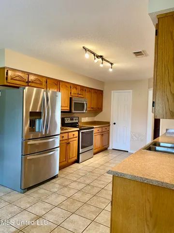 $254,000 | 435 Millbrook Parkway, Picayune, MS 39466