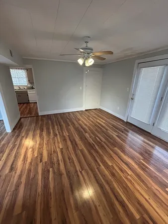 $1,300 | 272 North Main Street, Unit 1, North Brookfield, MA 01535