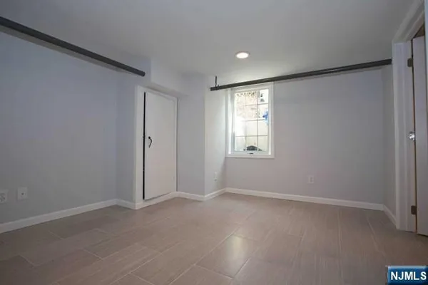 $5,300 | 154 Sussex Road, Tenafly, NJ 07670