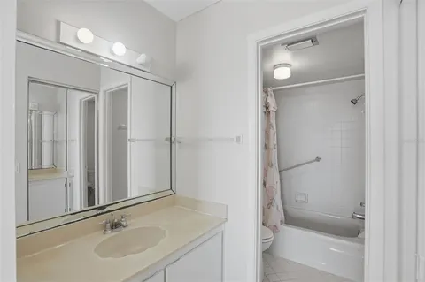 $369,000 | 6365 Bahia Del Mar Boulevard South, Unit 110, St. Petersburg, FL 33715