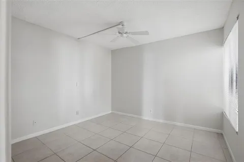 $369,000 | 6365 Bahia Del Mar Boulevard South, Unit 110, St. Petersburg, FL 33715