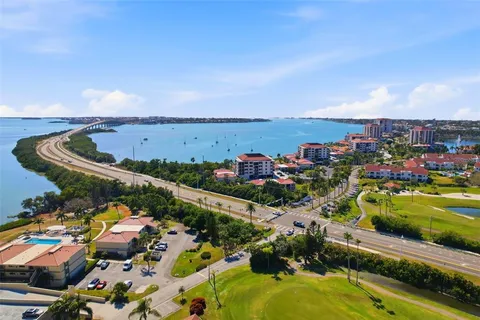 $369,000 | 6365 Bahia Del Mar Boulevard South, Unit 110, St. Petersburg, FL 33715