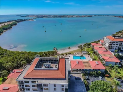 $369,000 | 6365 Bahia Del Mar Boulevard South, Unit 110, St. Petersburg, FL 33715