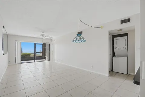 $369,000 | 6365 Bahia Del Mar Boulevard South, Unit 110, St. Petersburg, FL 33715