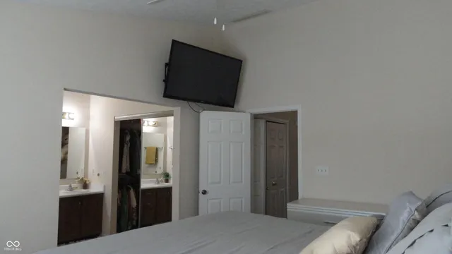 $207,900 | 7906 Windham Lake Way, Unit 11, Indianapolis, IN 46214