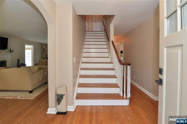 $1,699,000 | 11 Chestnut Ridge Road, Saddle River, NJ 07458