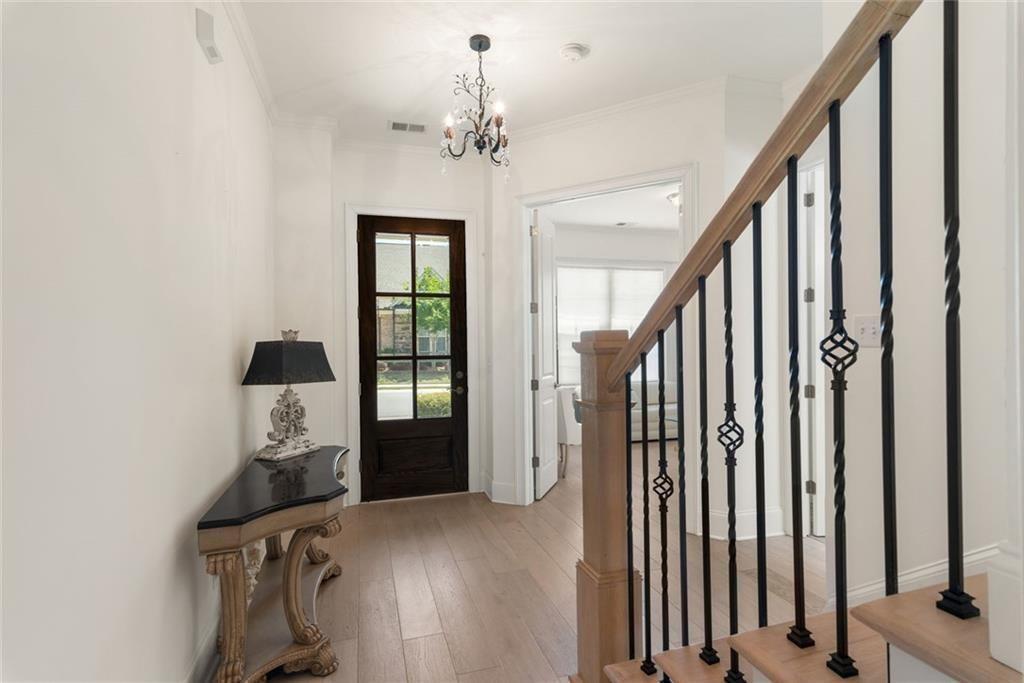 5770 Dalton Ridge Suwanee, GA 30024 - Photo 3 of 60