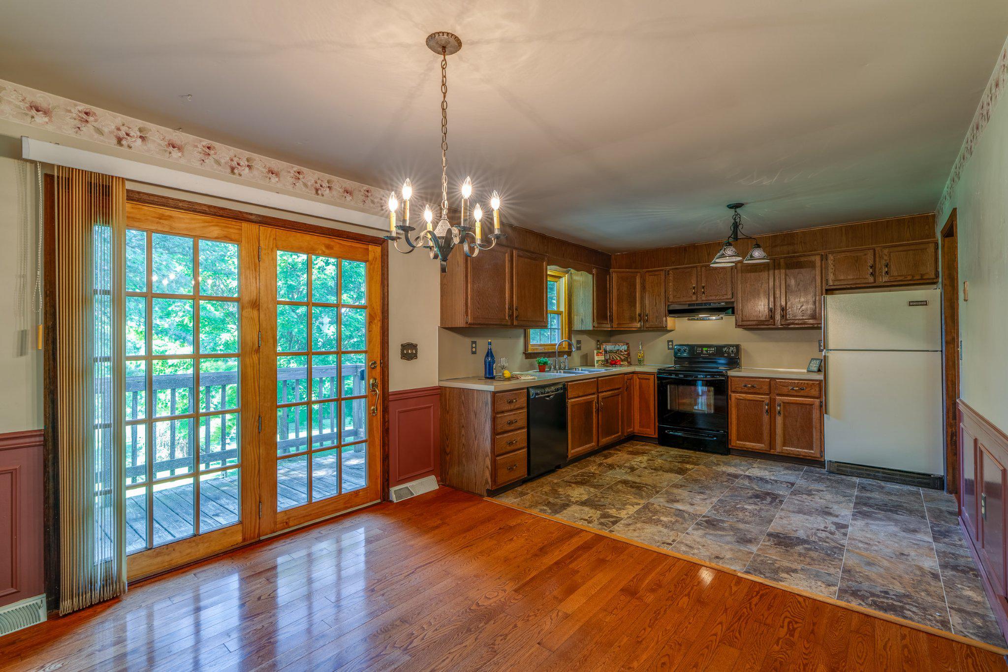 12 Buck Heights Road Holtwood, PA 17532 - Photo 11 of 42 Refrigerator included