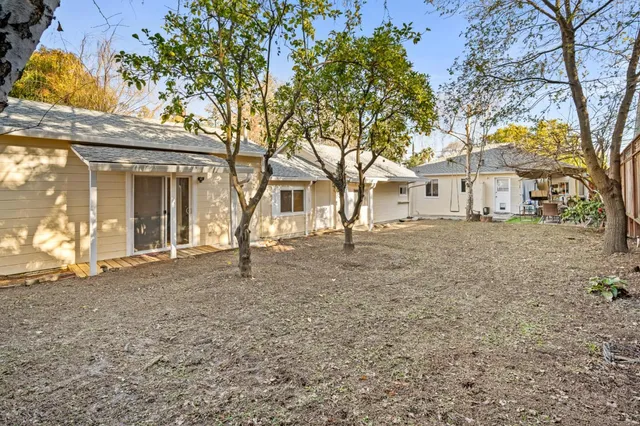 $2,950,000 | 2066 Sterling Avenue, Menlo Park, CA 94025