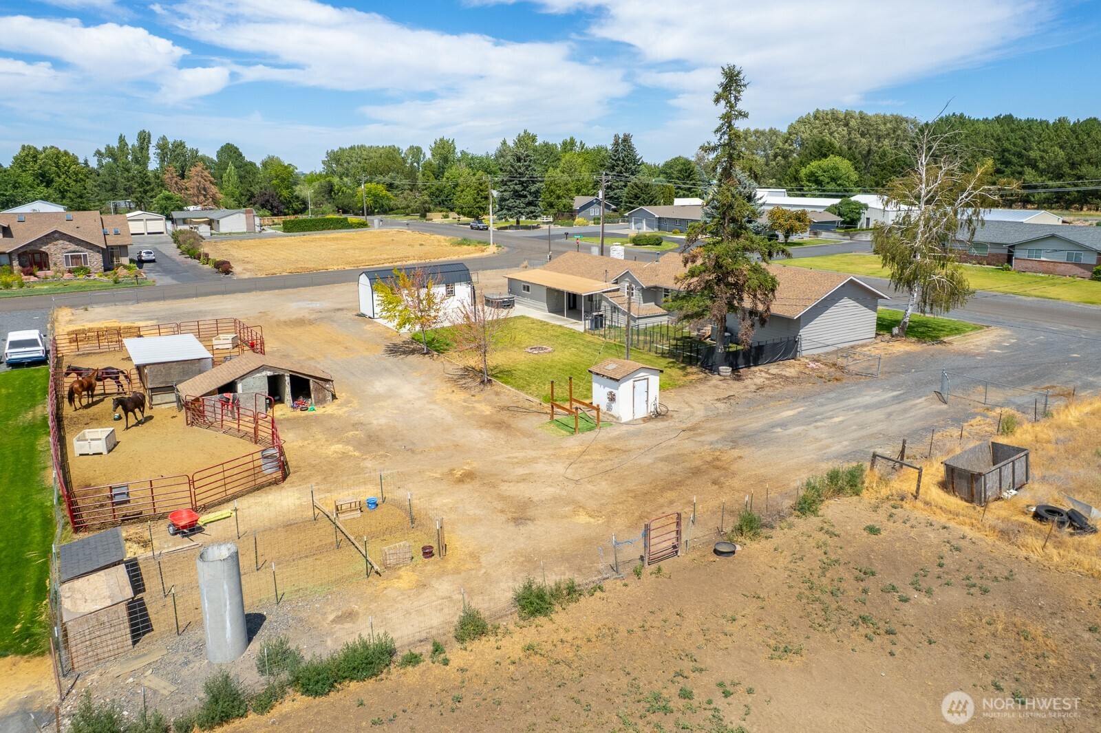 2096 Hamilton Road Northeast Moses Lake, WA 98837 - Photo 14 of 38