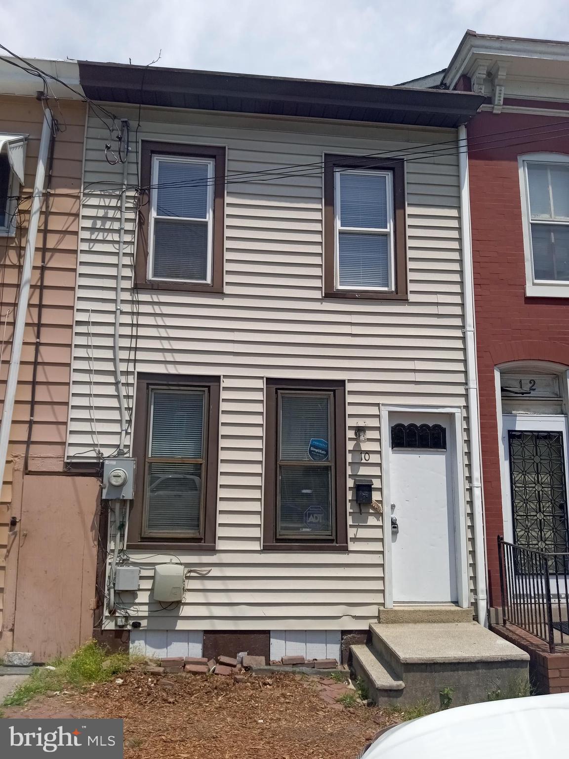 10 Woodland Street, Trenton, NJ 08611 Compass