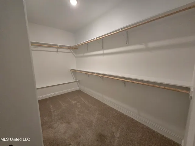 $2,100 | 18020 Evergreen Drive, Gulfport, MS 39503