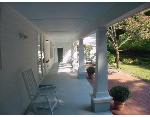 187 Chestnut Street Andover, MA 01810 - Photo 1 of 11 Gallery Image 1