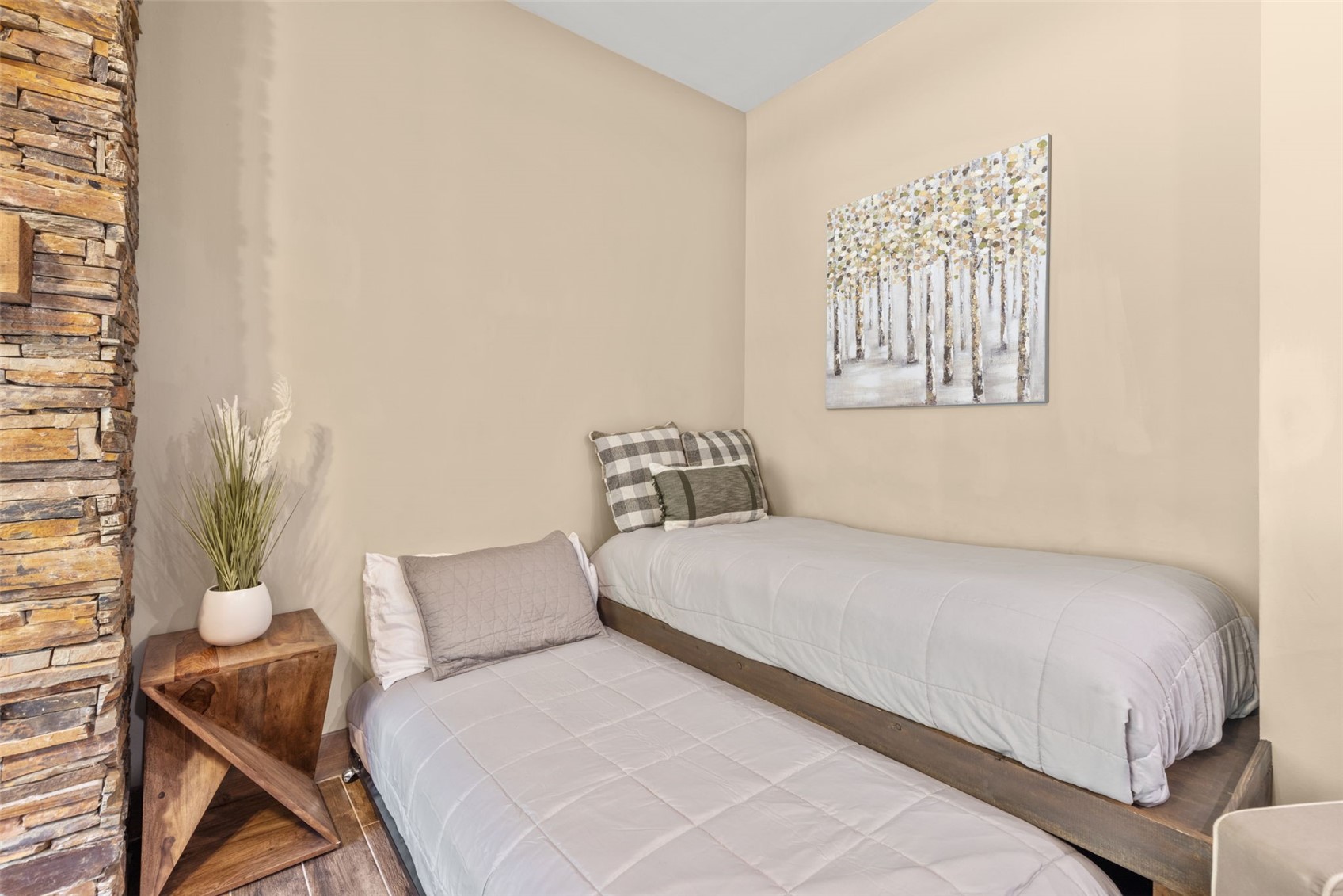 102 Lake Ridge Circle, Unit 1887 Keystone, CO 80435 - Photo 6 of 39 Gallery Image 6