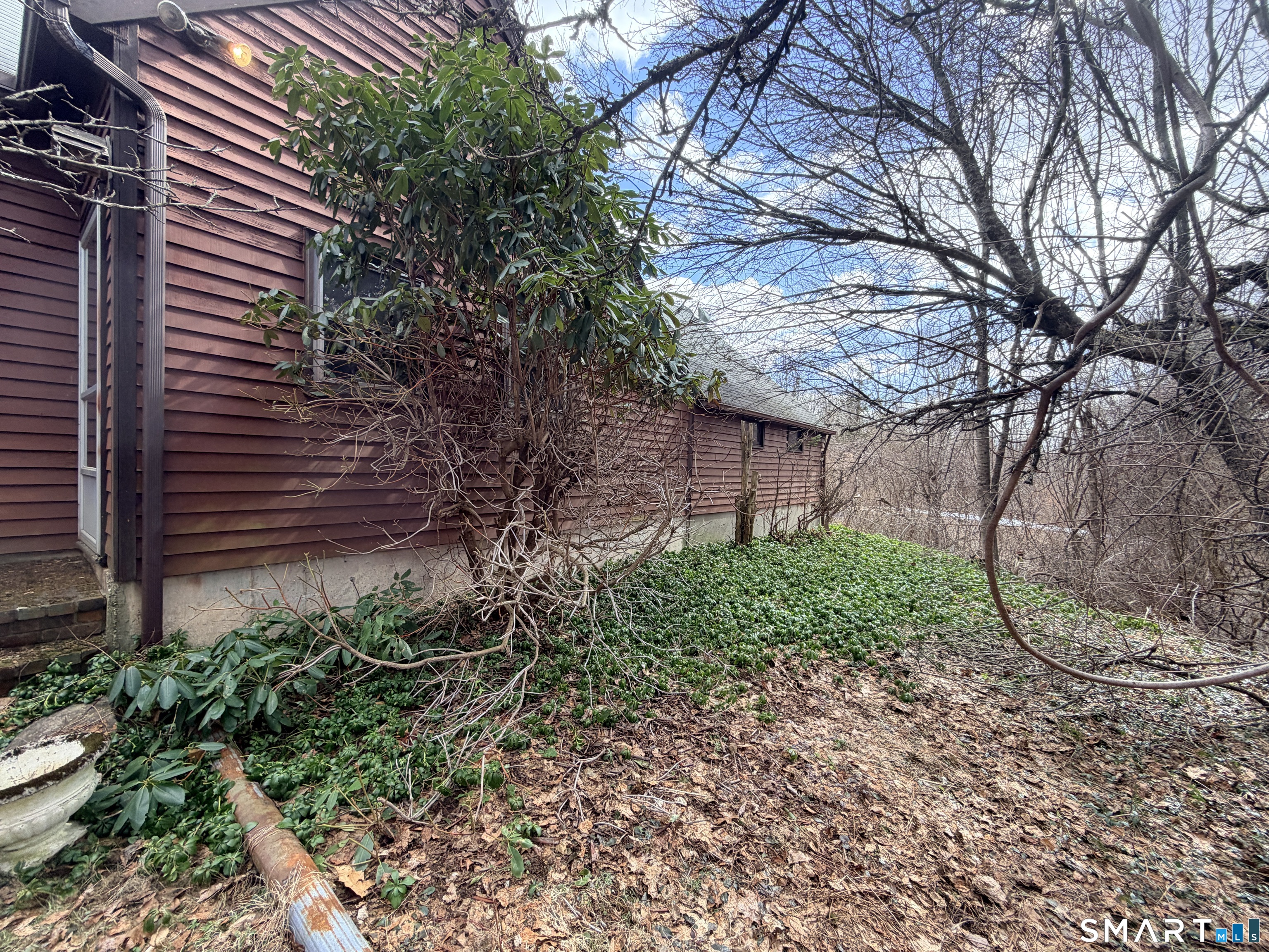 89 Woodcreek Road Bethlehem, CT 06751 - Photo 3 of 21