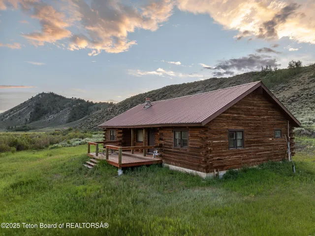 $8,900,000 | 27820 Elk Track Ranch Road, Jackson, WY 83001