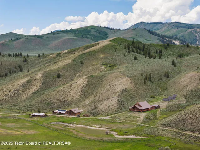 $8,900,000 | 27820 Elk Track Ranch Road, Jackson, WY 83001