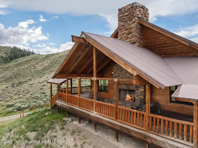 $8,900,000 | 27820 Elk Track Ranch Road, Jackson, WY 83001