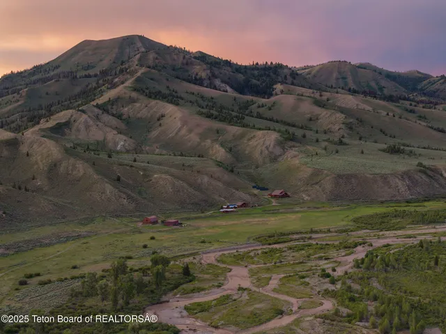 $8,900,000 | 27820 Elk Track Ranch Road, Jackson, WY 83001