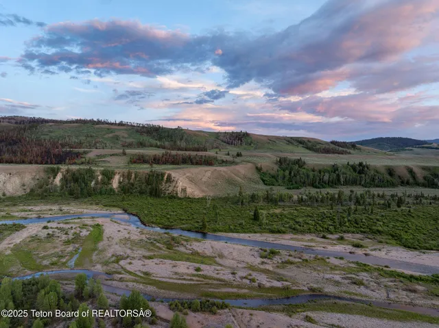$8,900,000 | 27820 Elk Track Ranch Road, Jackson, WY 83001