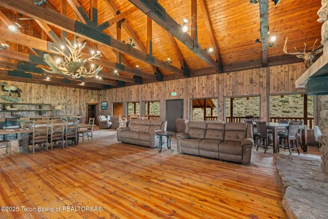 $8,900,000 | 27820 Elk Track Ranch Road, Jackson, WY 83001